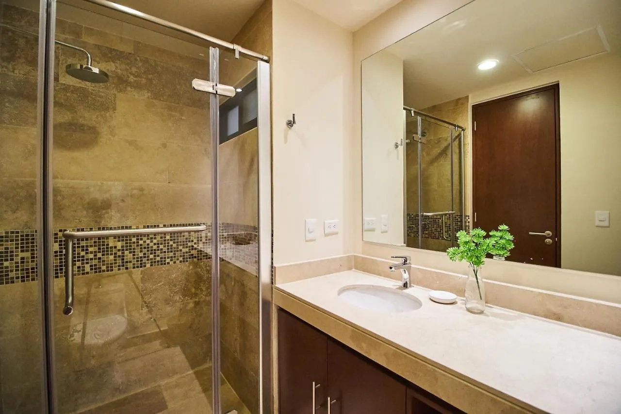 Apartment Premium Condo With Private Terrace And Pool View